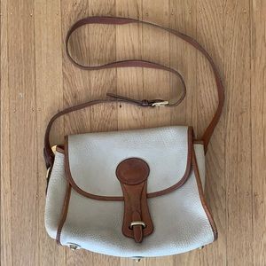 Vintage Dooney & Bourne crossbody purse